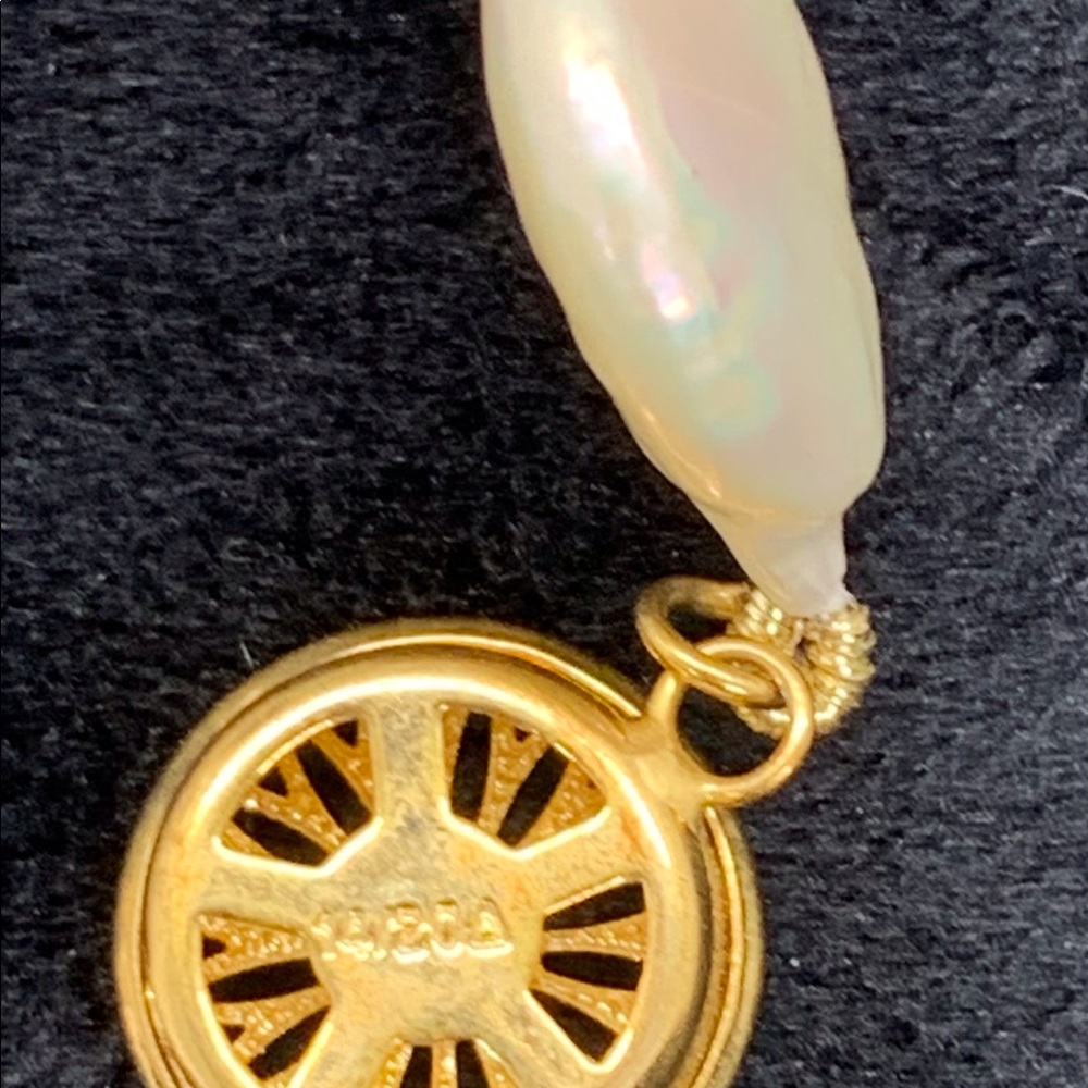 Genuine Fresh Water Pearl Necklace. - Picture 4 of 5